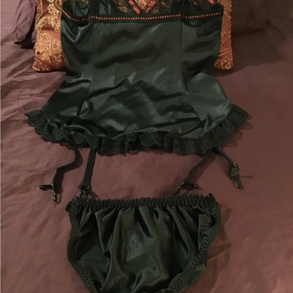 Sexy night sleep-ware - Picture 2 of 3